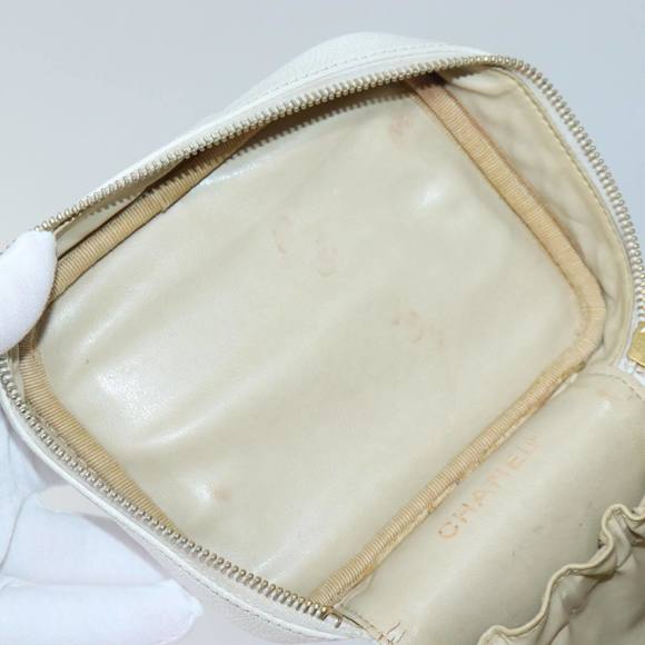 CHANEL COCO Mark Vanity Pouch Caviar Skin White Gold CC Auth yk14381 - Picture 10 of 16